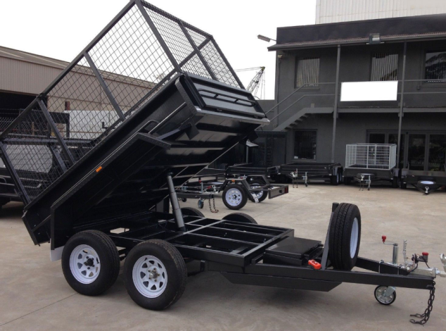 8x5 Caged Tipper Trailer with Ramps & 3 Ft Cage Australian Made Hydraulic Trailer for Sale in Brisbane.