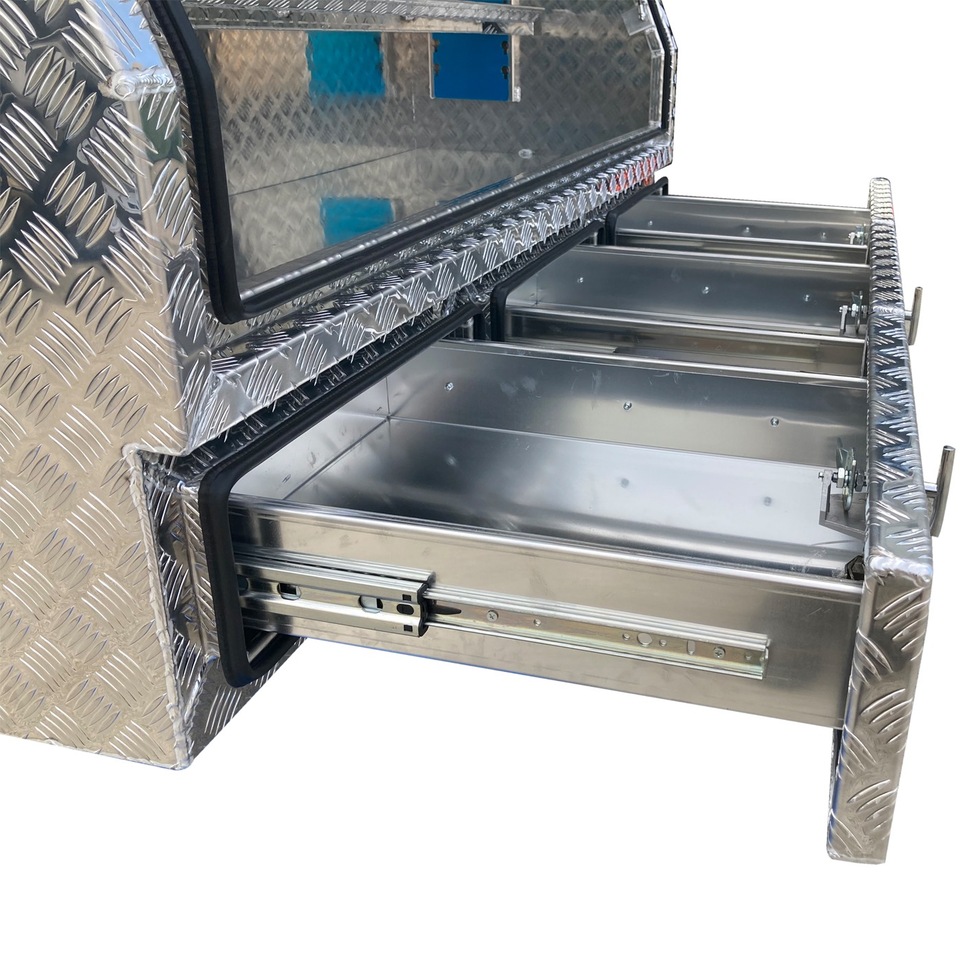 3drawer-tool-box-aluminium-brisbane-side-view-open-drawer